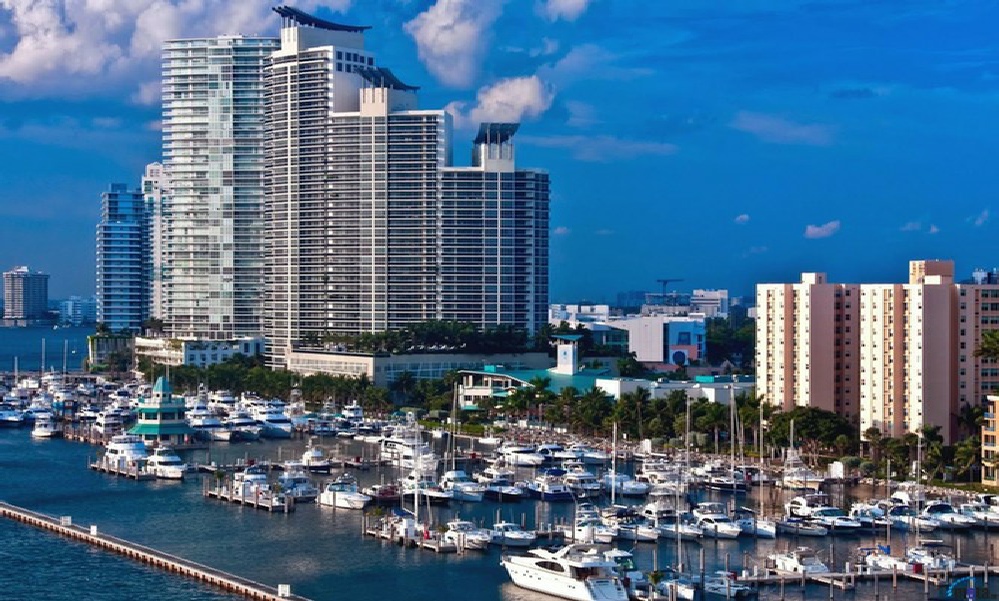 MiaChina Miami Beach Marina
